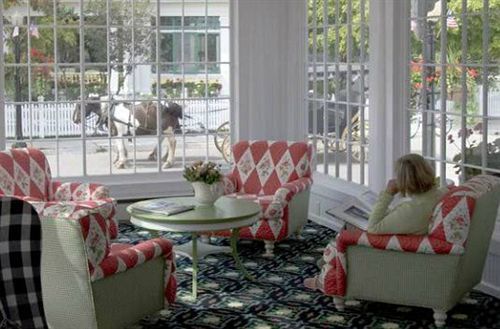 Hotel Iroquois Макино Экстерьер фото